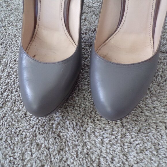 Prada gray neutral pumps 37 - Picture 2 of 10